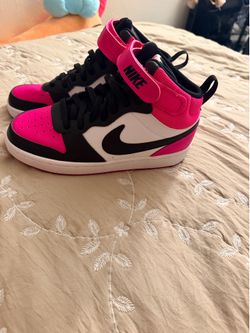 Girls shoes 6y women 7.5