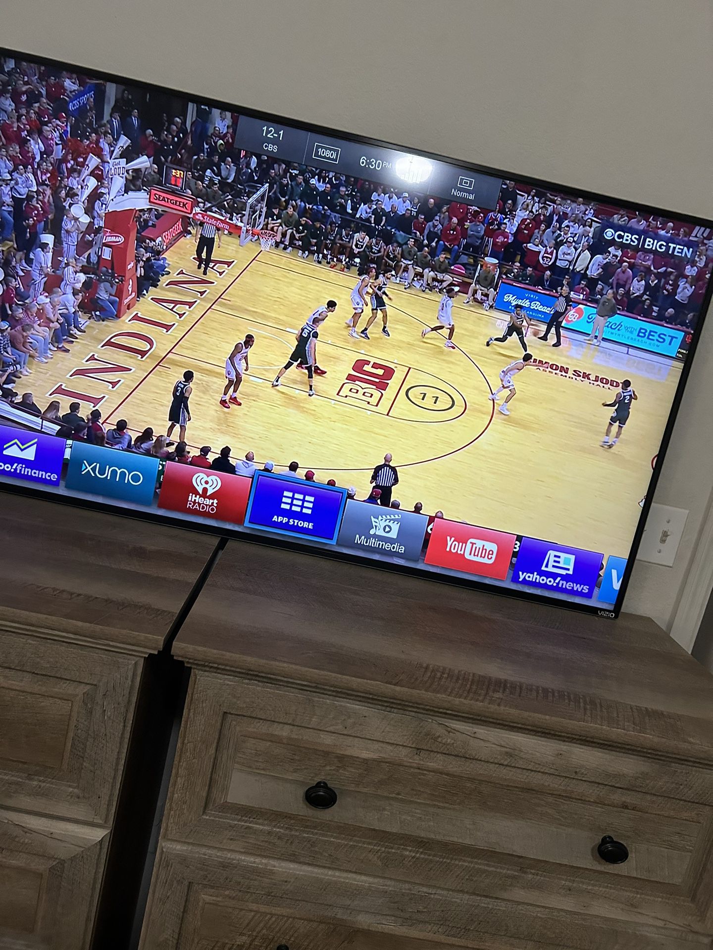 55” Inch Vizio Flatscreen Smart TV 4K