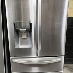 NEW LG Smart Refrigerator w/DUAL+CRAFT ICE