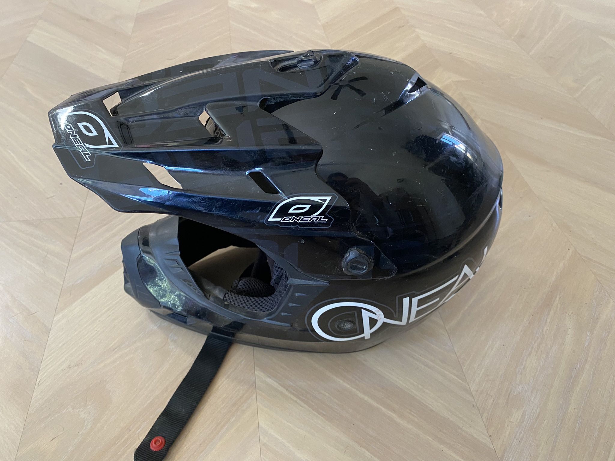Youth Dirt Bike Helmet Size Small- O’Neil