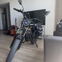 E-Bike Moped Style