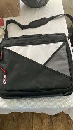 Case It Laptop Messenger Bag
