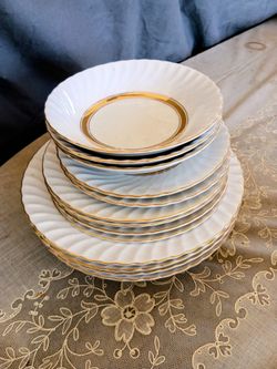 Mikasa Fine China 473 Golden Swirl