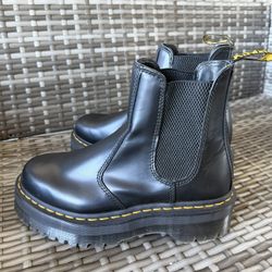 Doc Martens Smooth Leather Platform Chelsea Boots
