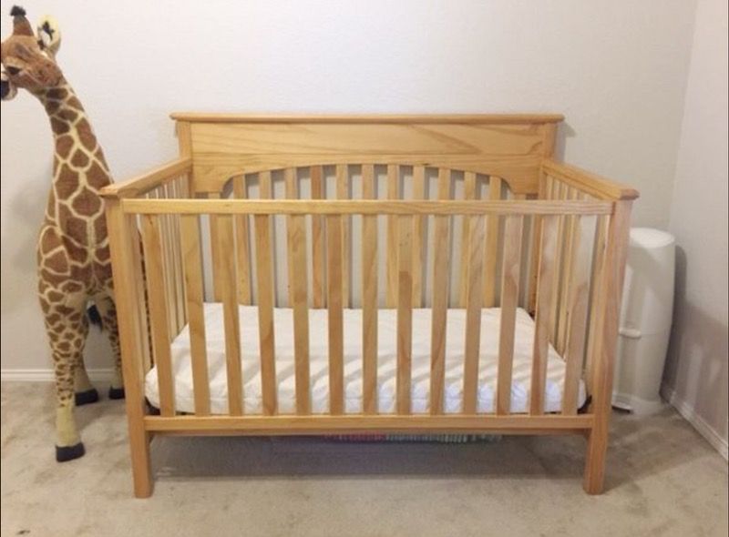 Graco Lauren 4-in-1 Convertible Crib - Natural Driftwood + IKEA Mattress
