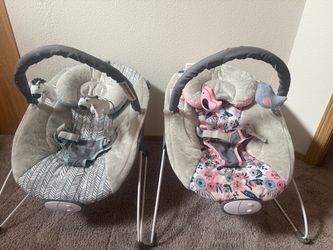2 Baby Bouncers
