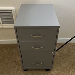 Rollable 3 Tier Steel Storage Rack