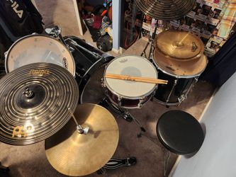 Used drum set