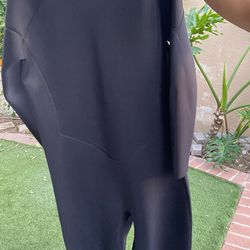 Women wet suit