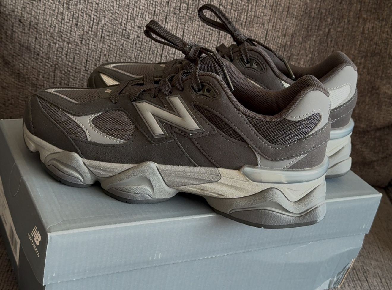 New Balance 9060 Black Castle rock 
