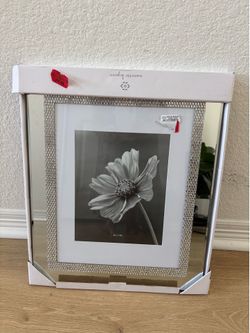 New glass wall gallery