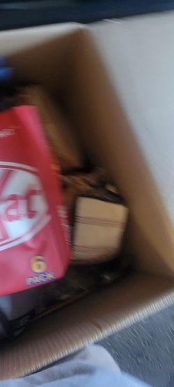 Kit Kat drink cooler/bag