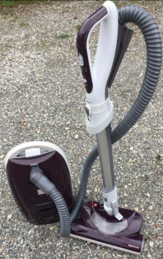 Kenmore Canister Progressive Vacuum Cleaner 12 AMP for Sale in Burien
