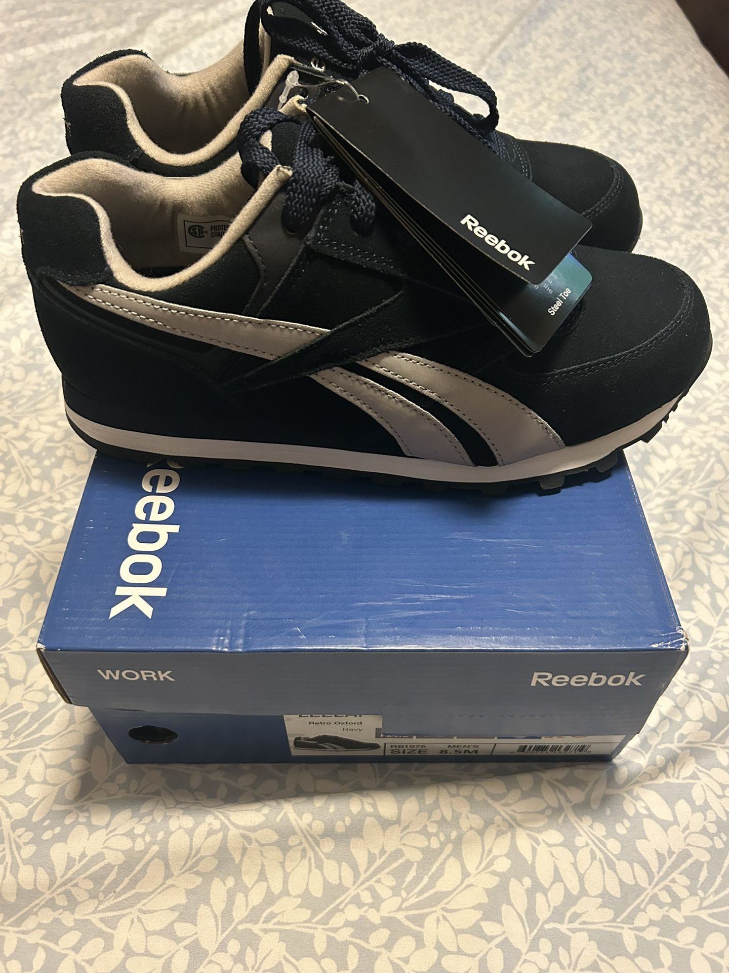 Reebok Work Leelap Steel Toe Work Shoe Size 8.5