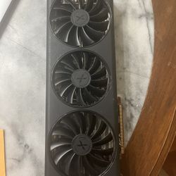 AMD XFX SWFT - 16gb -  Rx   (with Coolermaster ARgb GPU Stand