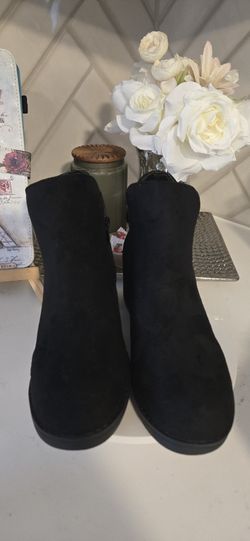 Lady's Boots
