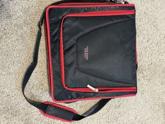 Five Star Zipper Binder