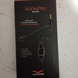 V-Moda BoomPro Microphone + mic windscreen

