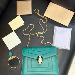 Bvlgari Serpenti Forever Square Cross-body Shoulder Bag calf Leather Emerald green Receipt & Mirror