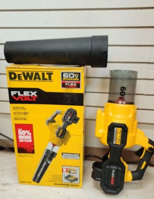 FLEXVOLT 60V MAX 125 MPH 600 CFM Brushless Cordless Battery Powered Blower (Tool Only