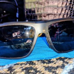 Costa Sunglasses "TAXMAN" - mens