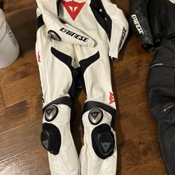 Fairness Motor Cycle Leather Jacket And Pants 