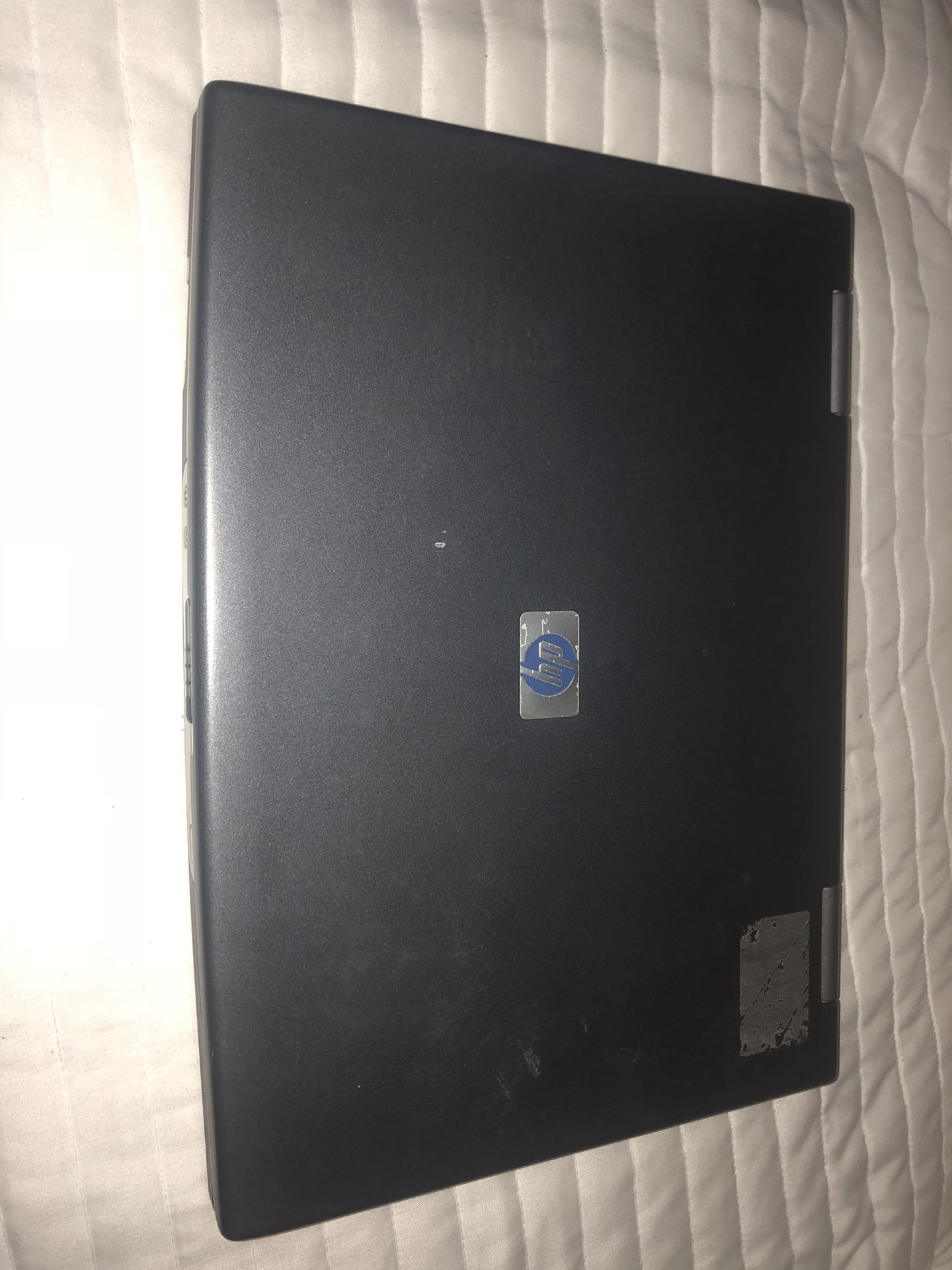 HP Compaq nx 7010 [ Laptop ]