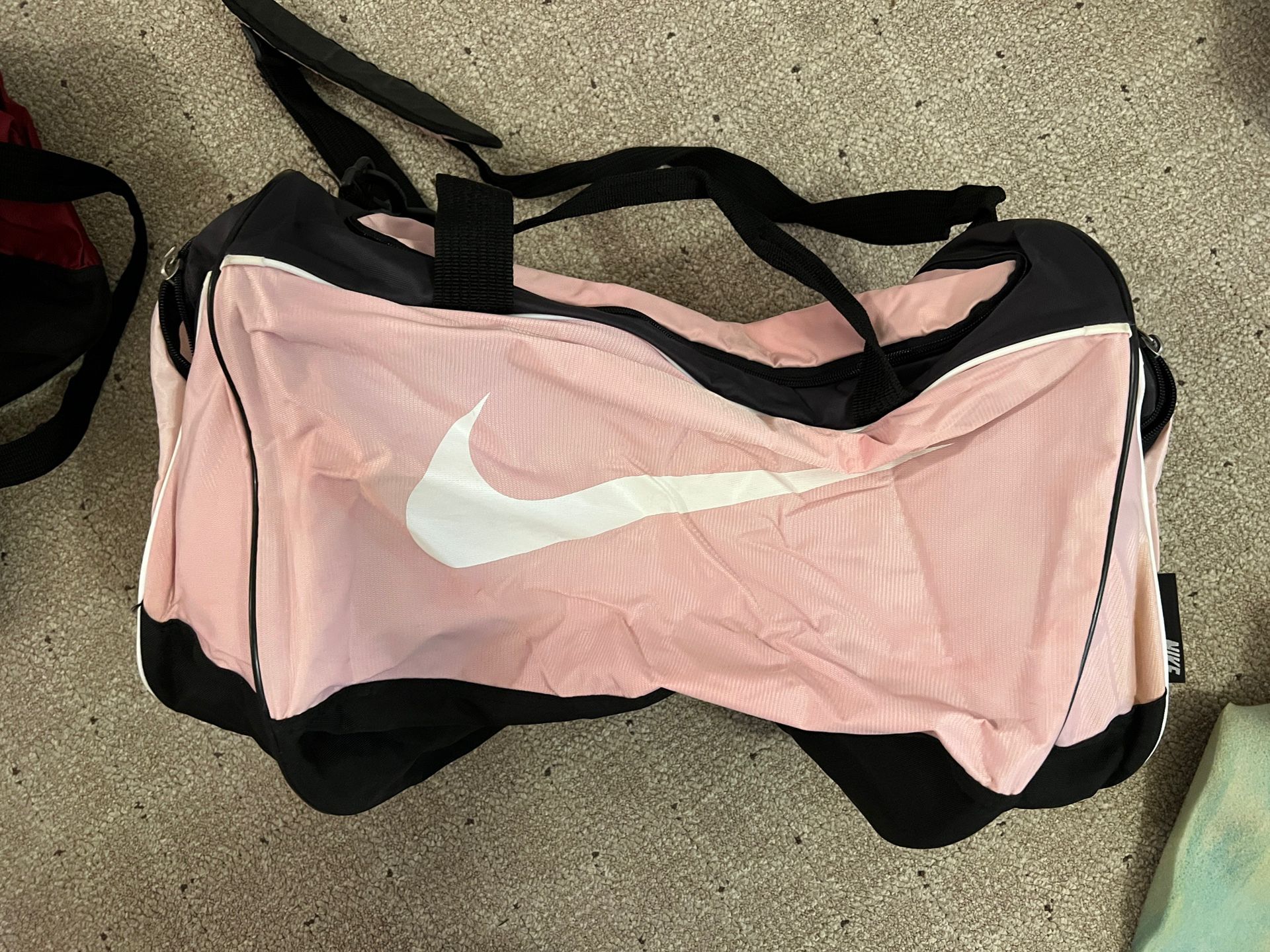 Nike Duffle Bag - Pink