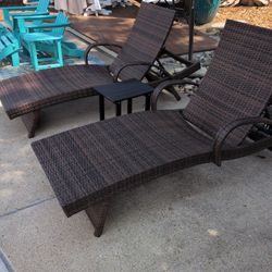 Rattan Chaise Loungers Pristine Set Of 2