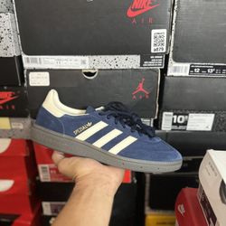 DS Adidas Handball Spezial Night Indigo size 7M 8.5W