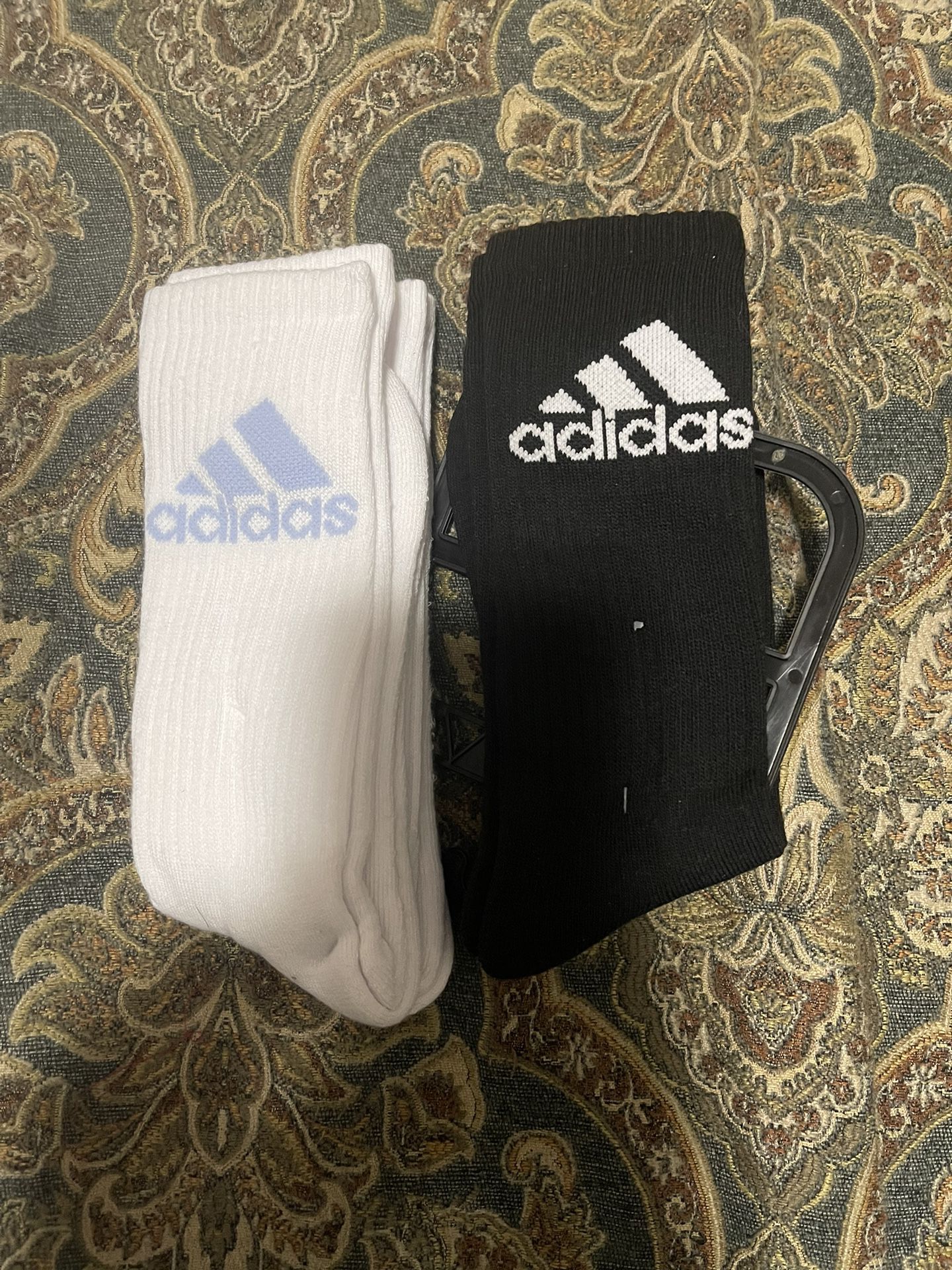 New 4 Pairs Of Adidas Socks Fits Size M 8-12