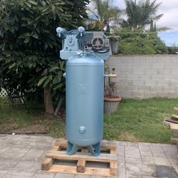 Air Compressor 60 Galones V 220 Voltaje 