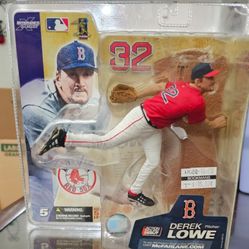 2003 McFarlane SportsPicks Action Figure Debut MLB Series 5 Boston Red Sox Derek Lowe Chase Variant