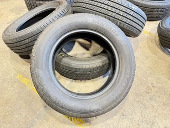FREE DELIVER (4) Vantage tires 225/65/17 95%