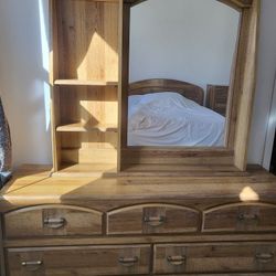 Set Of 6 Pcs Queen Bedroom Furniture 