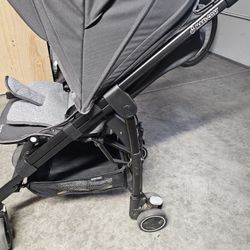 Maxi Cosi Baby Stroller