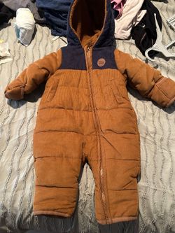 eddie bauer baby boy snow suit 0-3 months