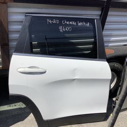 2014-2020 Jeep Cherokee Right Passenger Rear Door