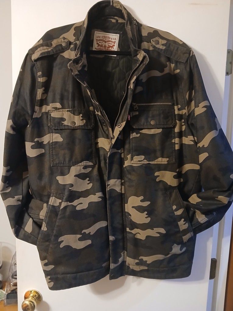 Levis Mens Xxl Camo Jacket Struss