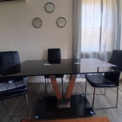 Dining Table Set