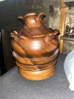 Rosa’s Monkeypod Lazy Susan