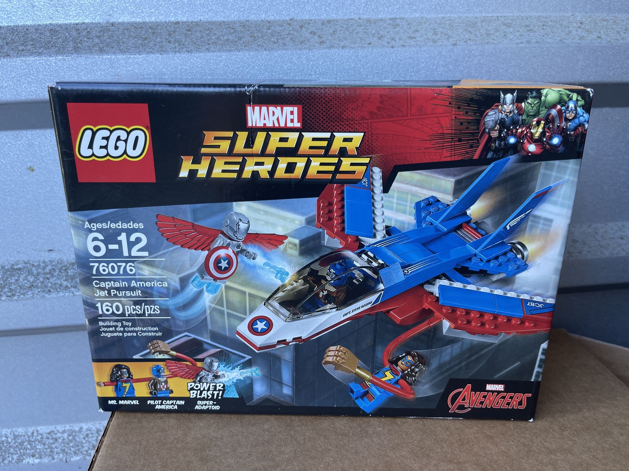 NEW LEGO Marvel Super Heroes Captain America Jet Pursuit