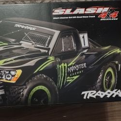 Traxxas Brushless RC Truck Monster Energy Edition 