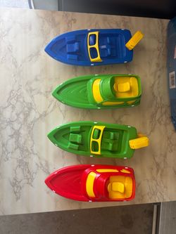 Plastic boats for kids