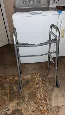 Handicap walker