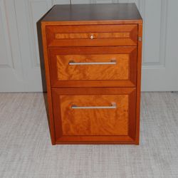 Filing Cabinet, Wood With 3 Draws
