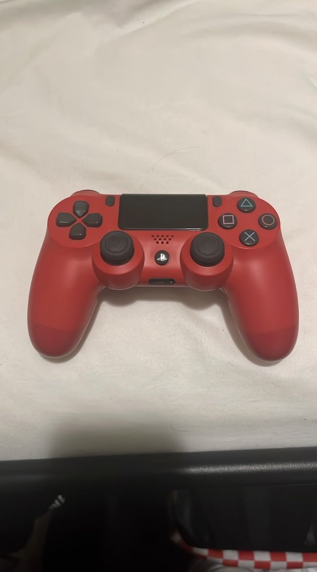 PS4 Controller