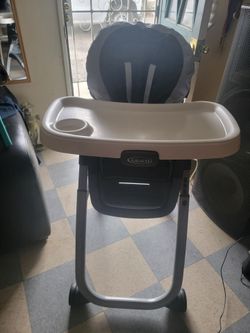 GRACO CHAIR FOR BABIES