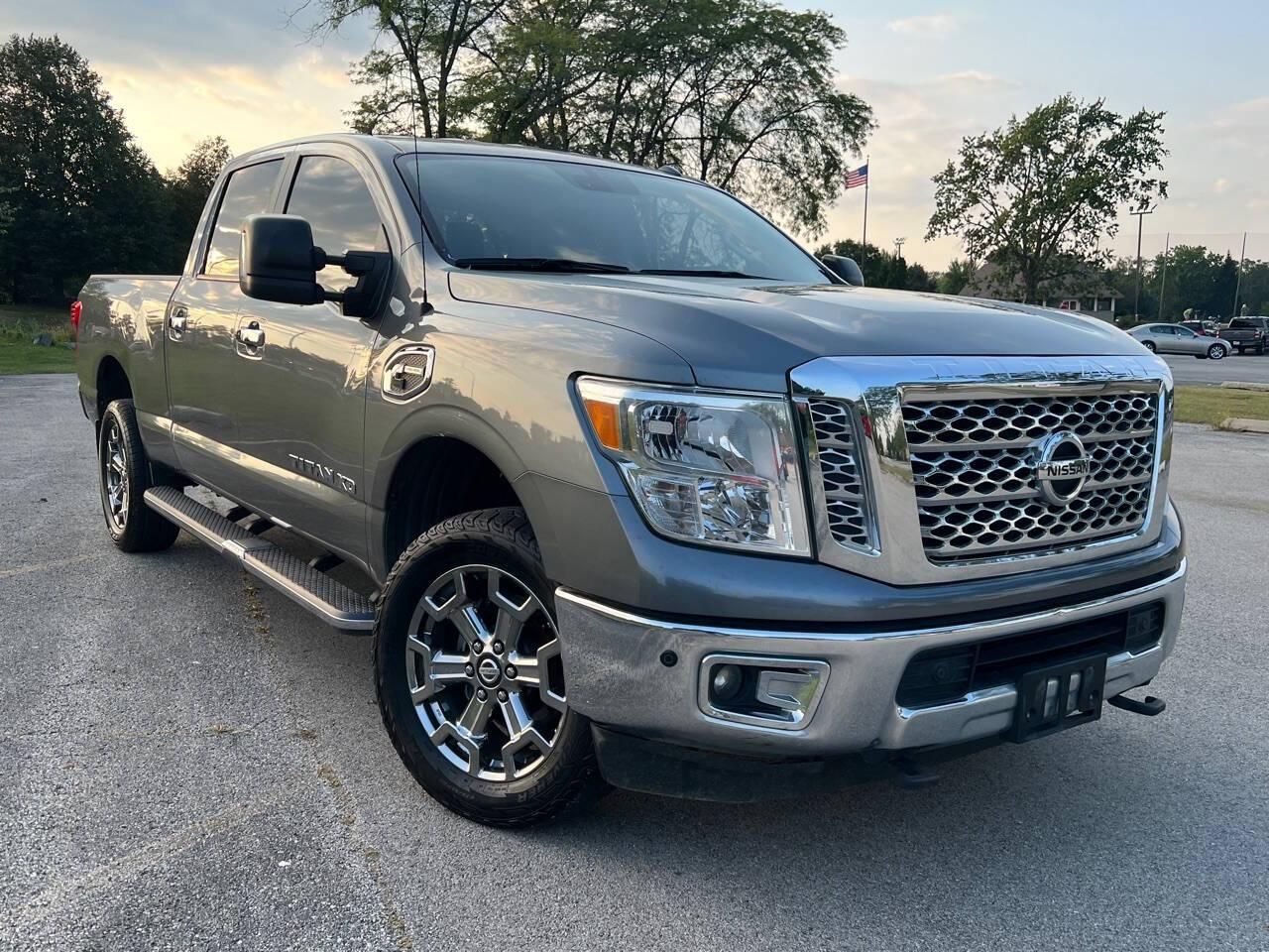 2017 Nissan TITAN XD