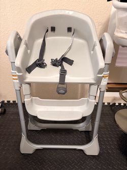 Baby trend High chair